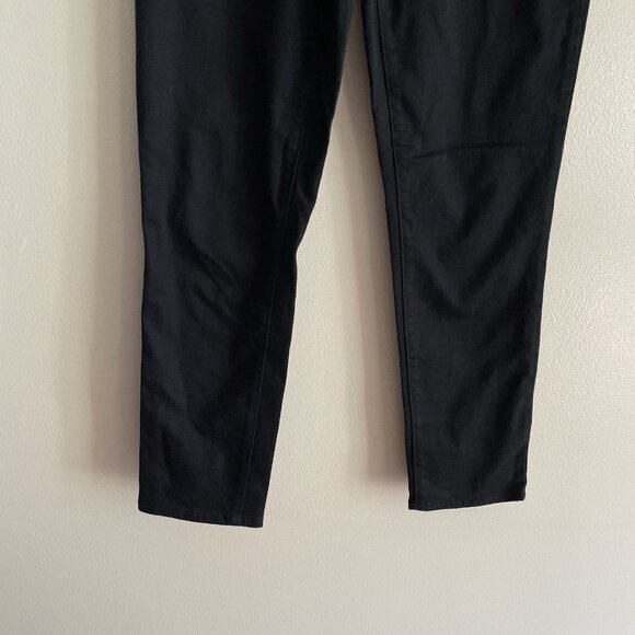 Chicos Women Sz 00R US 2R Black Denim So Slimming Girlfriend Slim Leg Ankle Jean - Picture 3 of 11